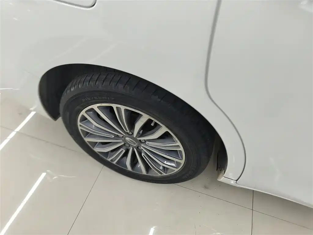 GAC Trumpchi Trumpchi M6 2021 270T DCT Premium Edition (7-seater) фото 26