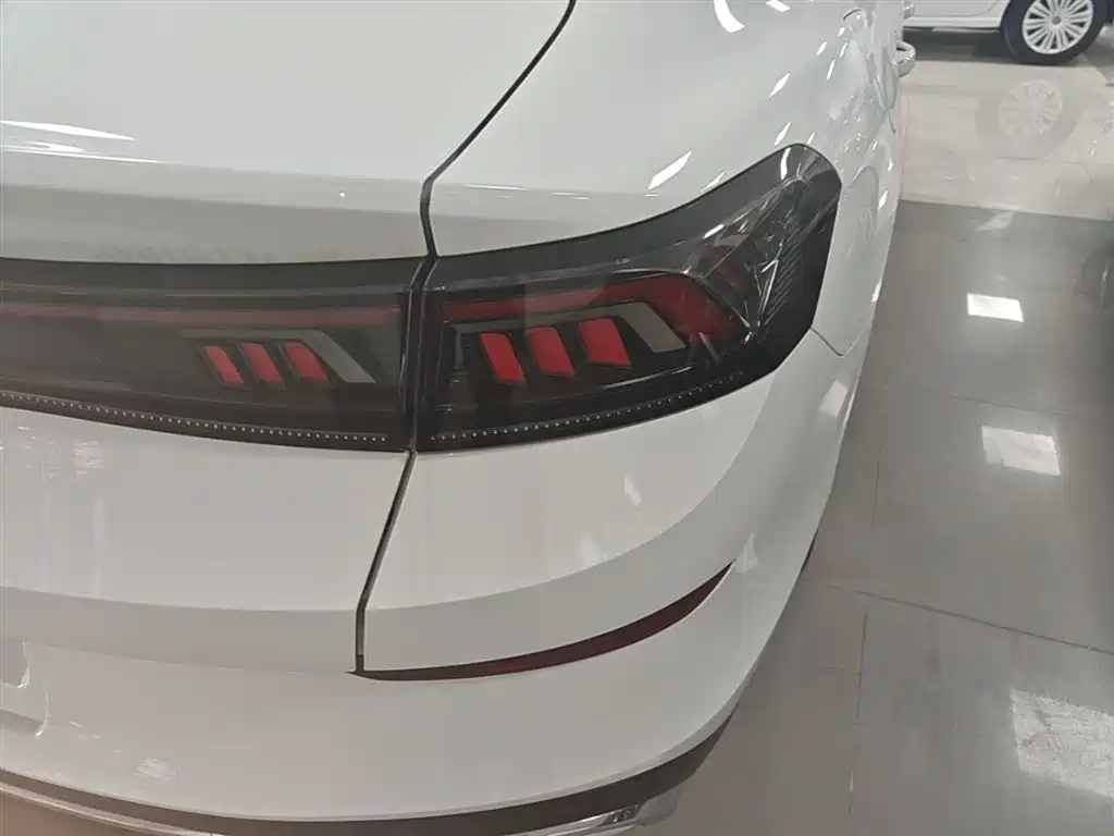 Volkswagen Lamando 2025 Lamando L 280TSI DSG Cool Edition фото 8