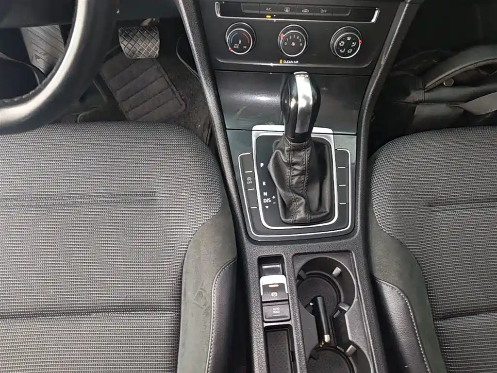 Volkswagen Golf 2019 280TSI DSG Comfort China VI фото 10