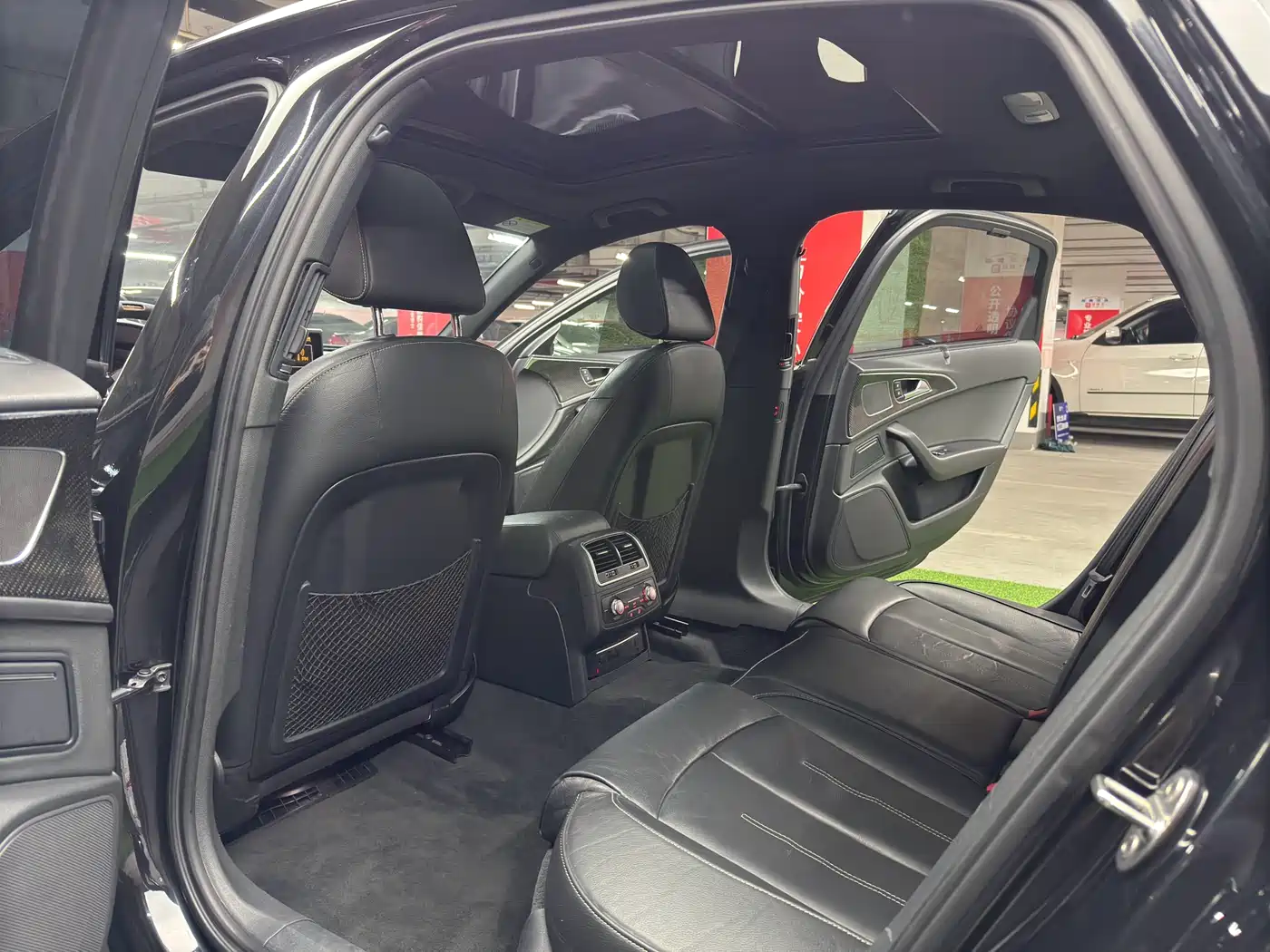 Audi A6L 2018 30th Anniversary 45 TFSI quattro Sport фото 12