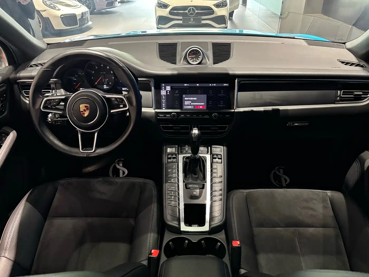 Porsche Macan 2018 Macan 2.0T фото 16