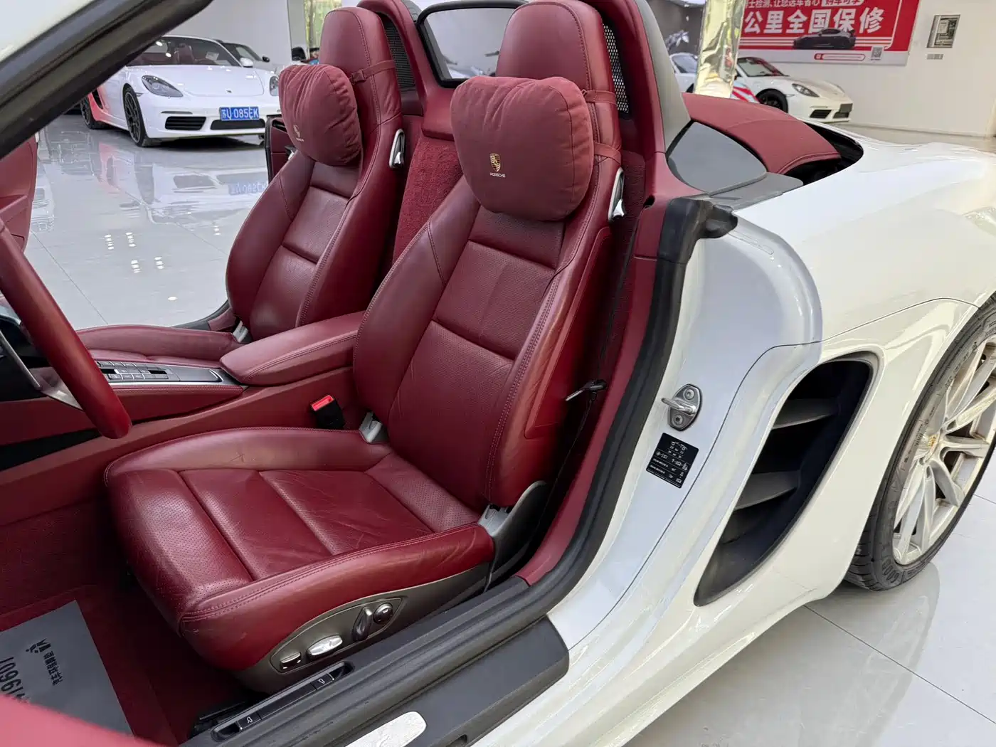 Porsche 718 2018 Boxster 2.0T фото 9