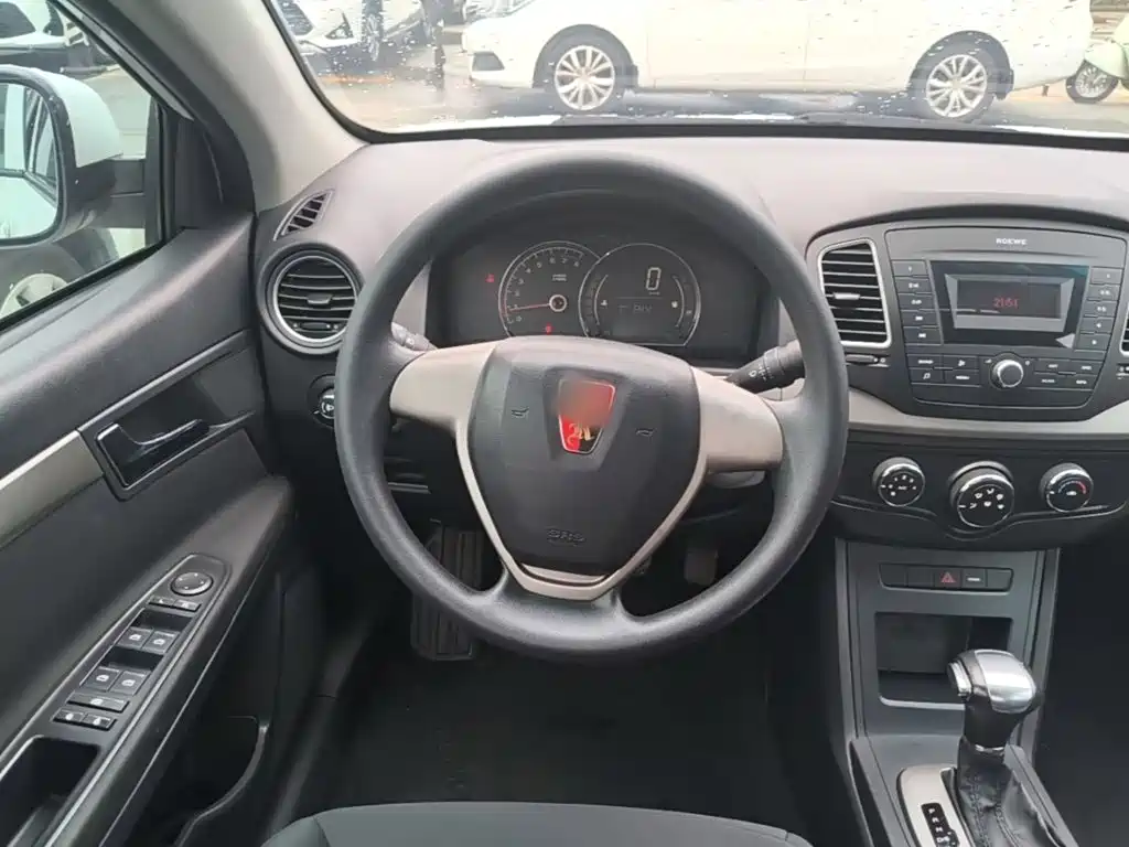 Roewe 350 2016 2015 Model 1.5L Automatic Luxury Sunroof Edition