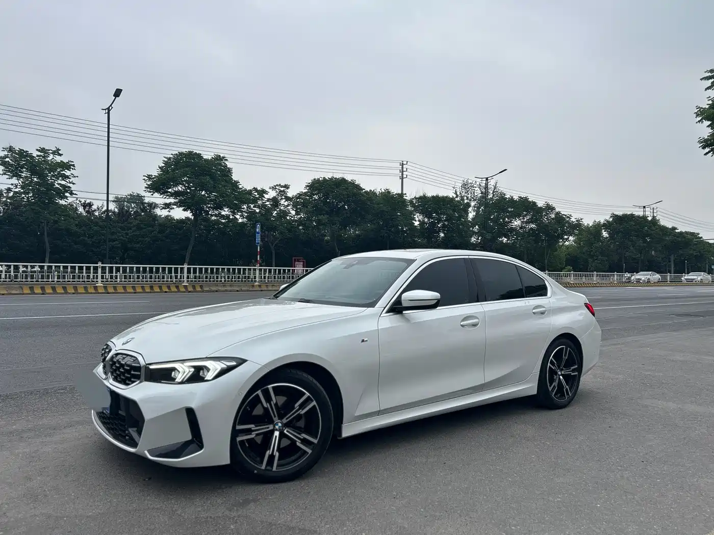 BMW 3 Series 2023 325i M Sport Package