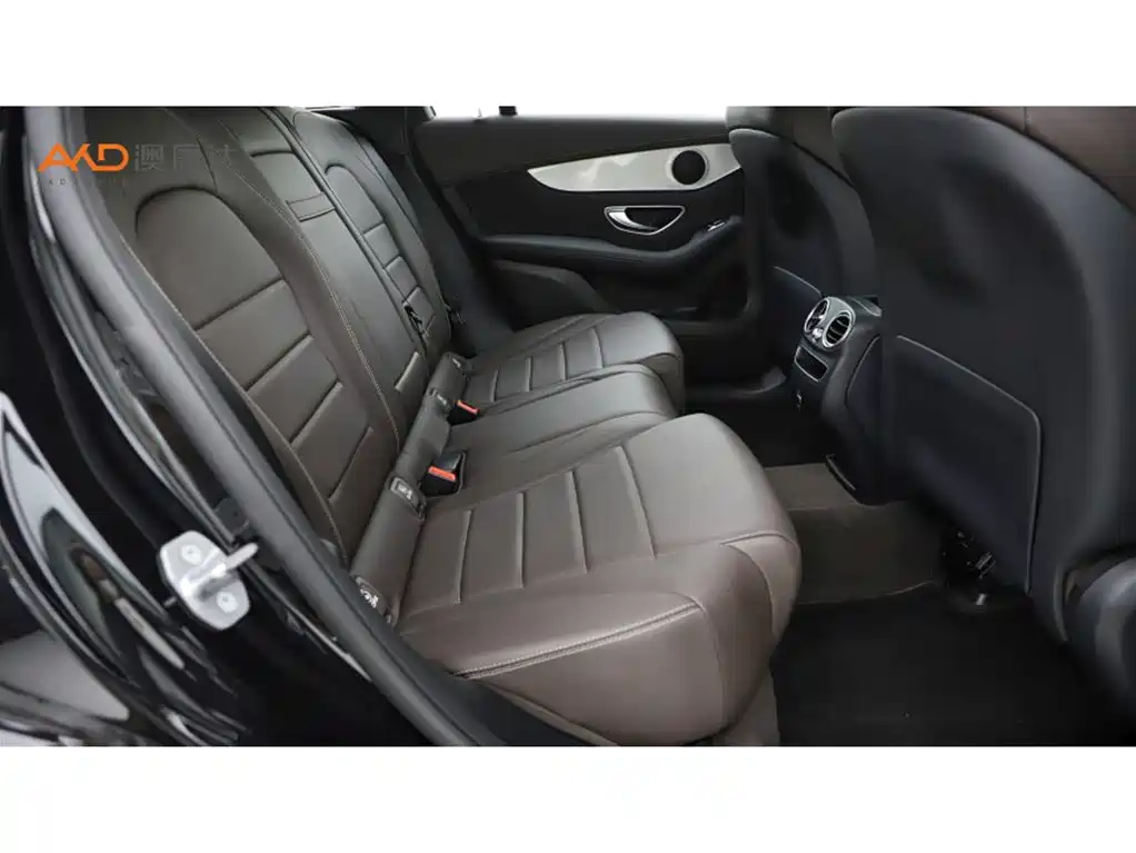 Mercedes-Benz GLC 2021 GLC 260 L 4MATIC Sporty фото 8