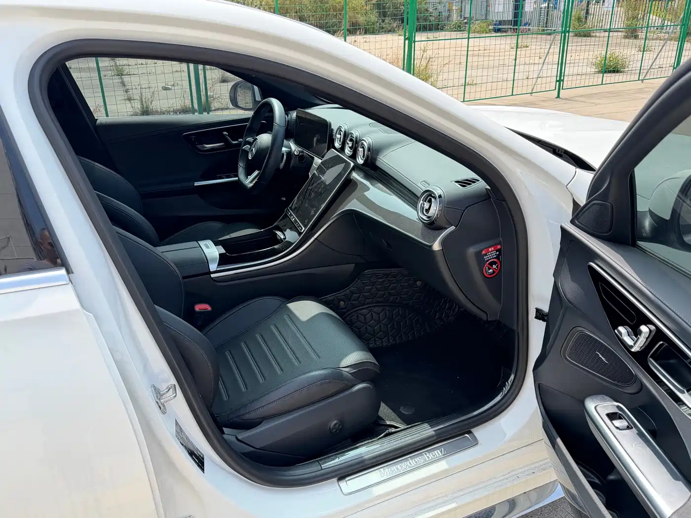 Mercedes-Benz C-Class 2023 Facelift C 260 L Sport Edition фото 6