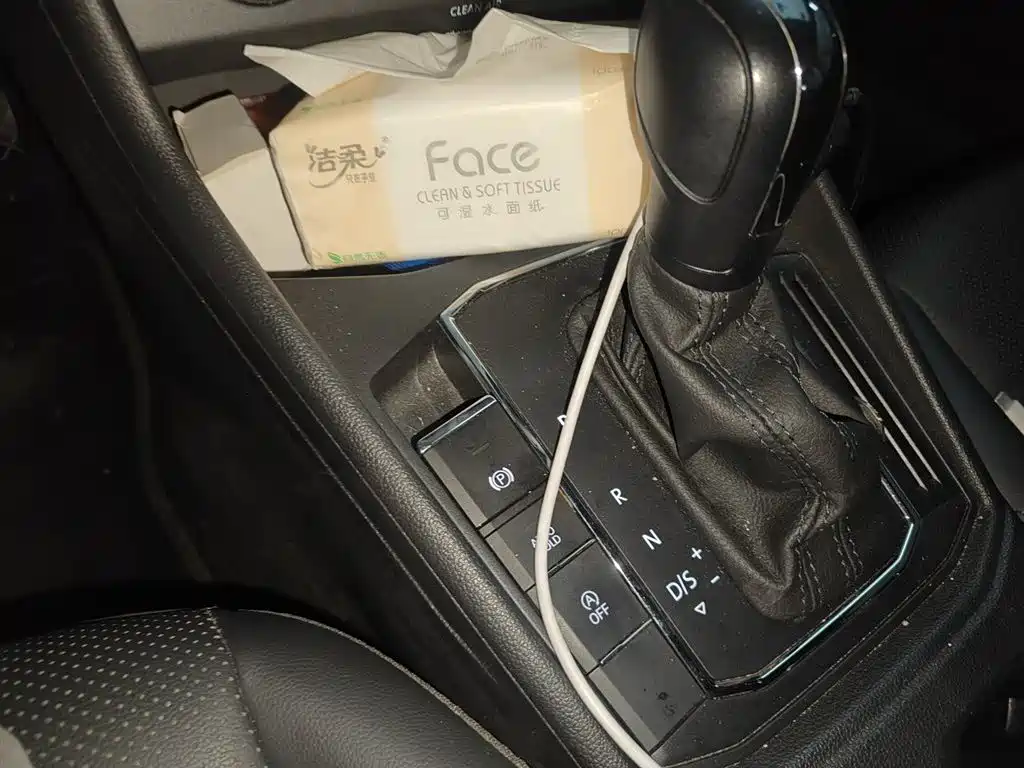 Volkswagen Lavida 2021 1.5L Auto Comfort Edition фото 10