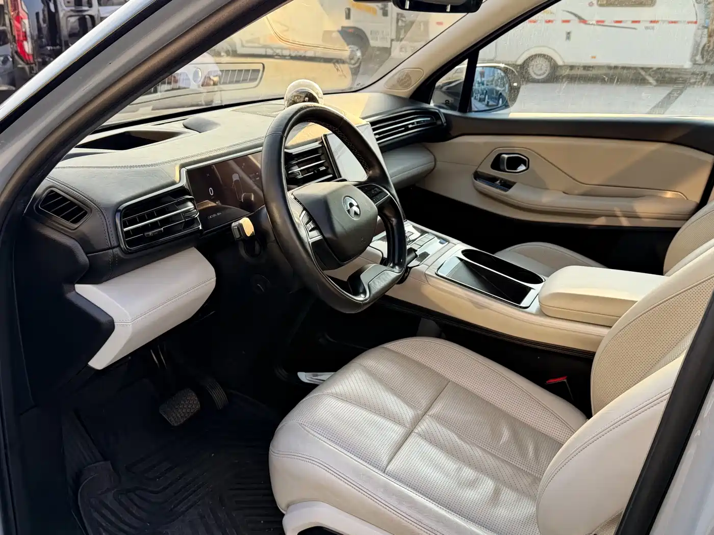 NIO ES8 2018 2018 Founder Edition