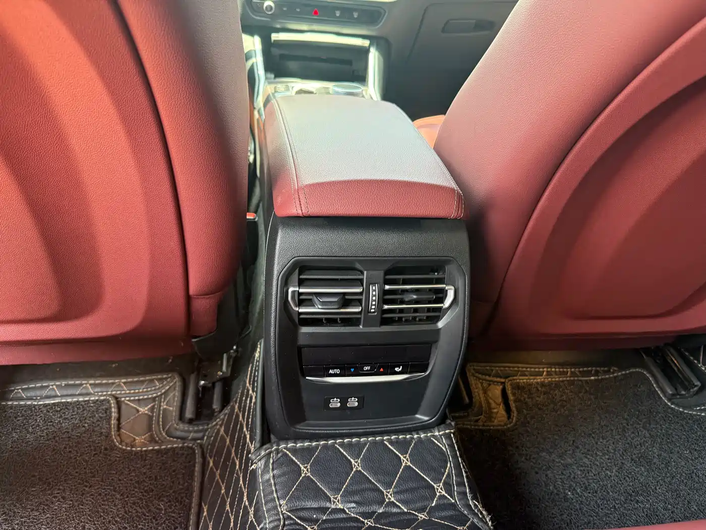 BMW 3 Series 2024 325i M Sport Package фото 8