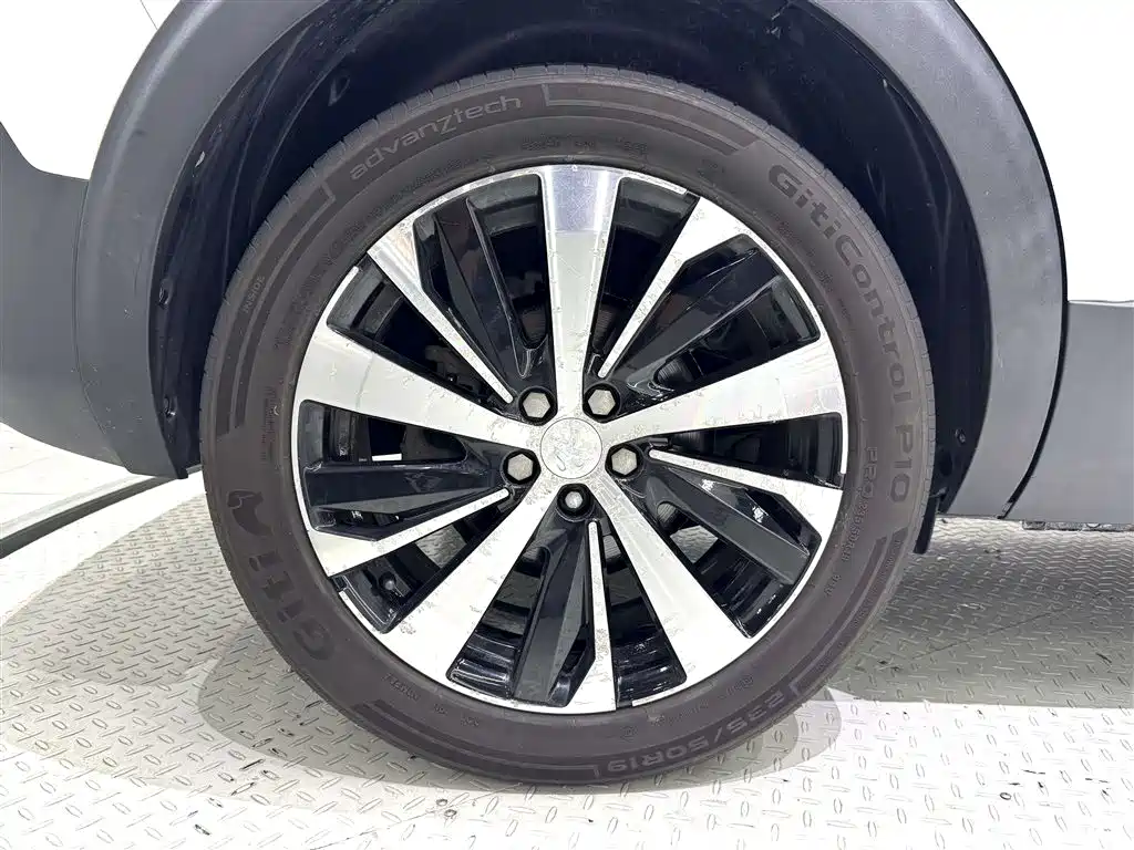 Peugeot 5008 2018 2017 380THP 7-seat Luxury Edition