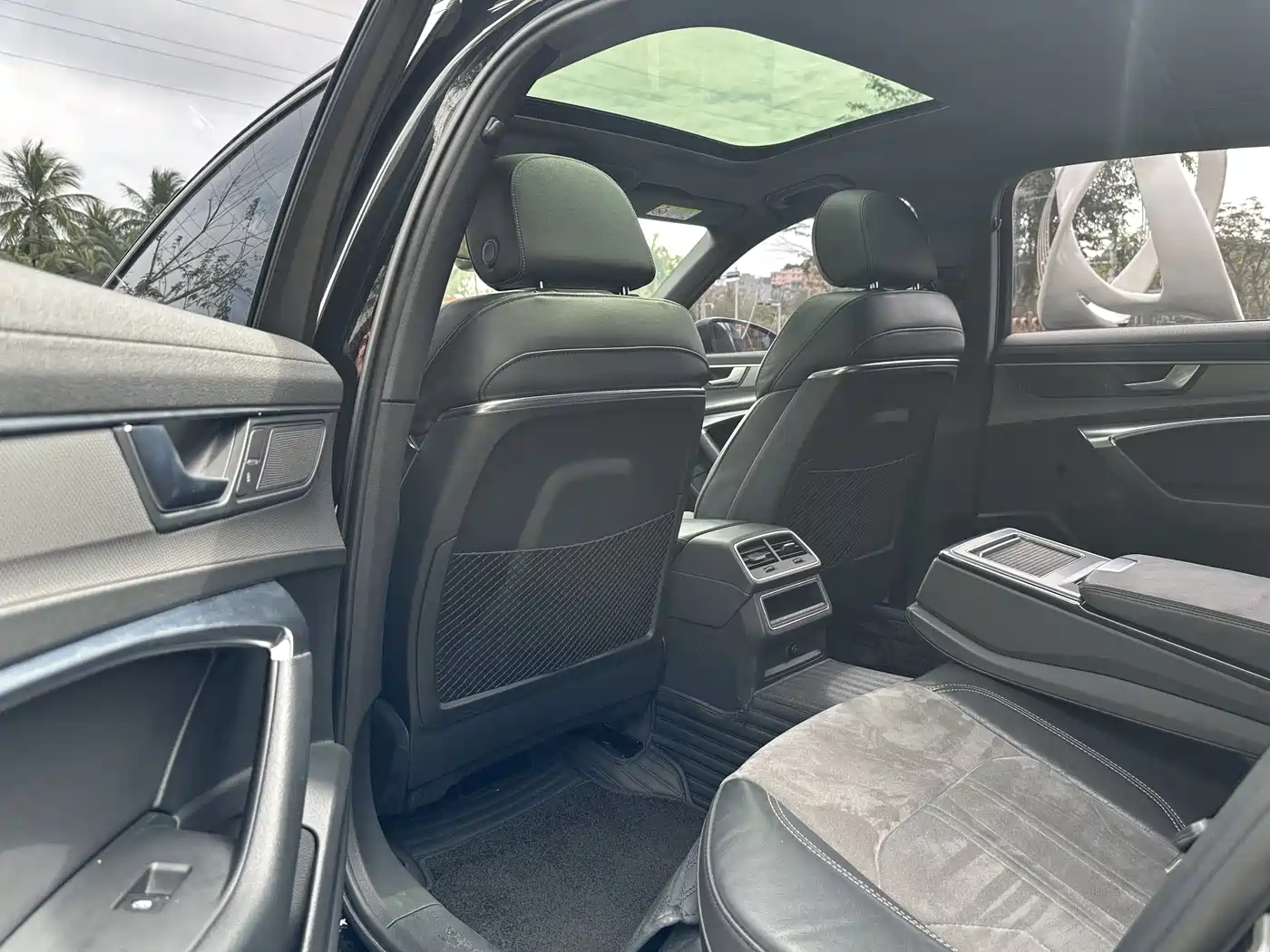 Audi A6L 2021 40 TFSI Luxury Sport фото 9