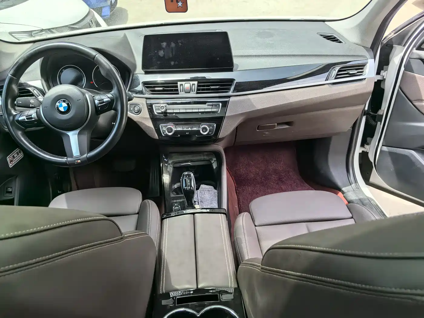 BMW X1 2022 sDrive25Li Leading фото 8