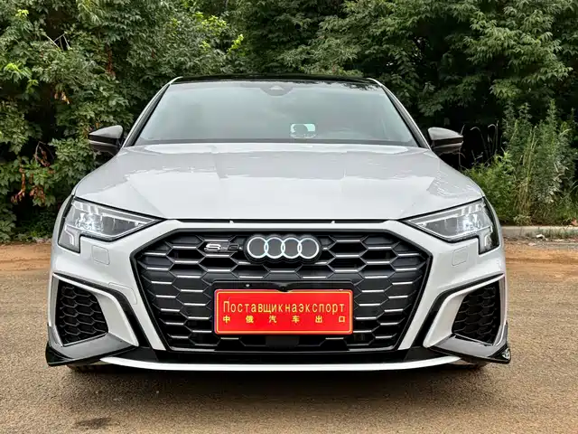 Audi A3 2022 Model A3L Limousine 35 TFSI RS Kit Speed Edition — фото 2