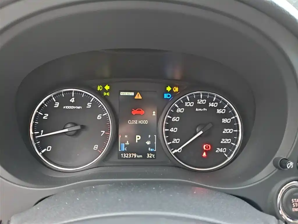 Mitsubishi Outlander (Import) 2014 2.4L 4WD Luxury Value Edition 5-seater фото 12
