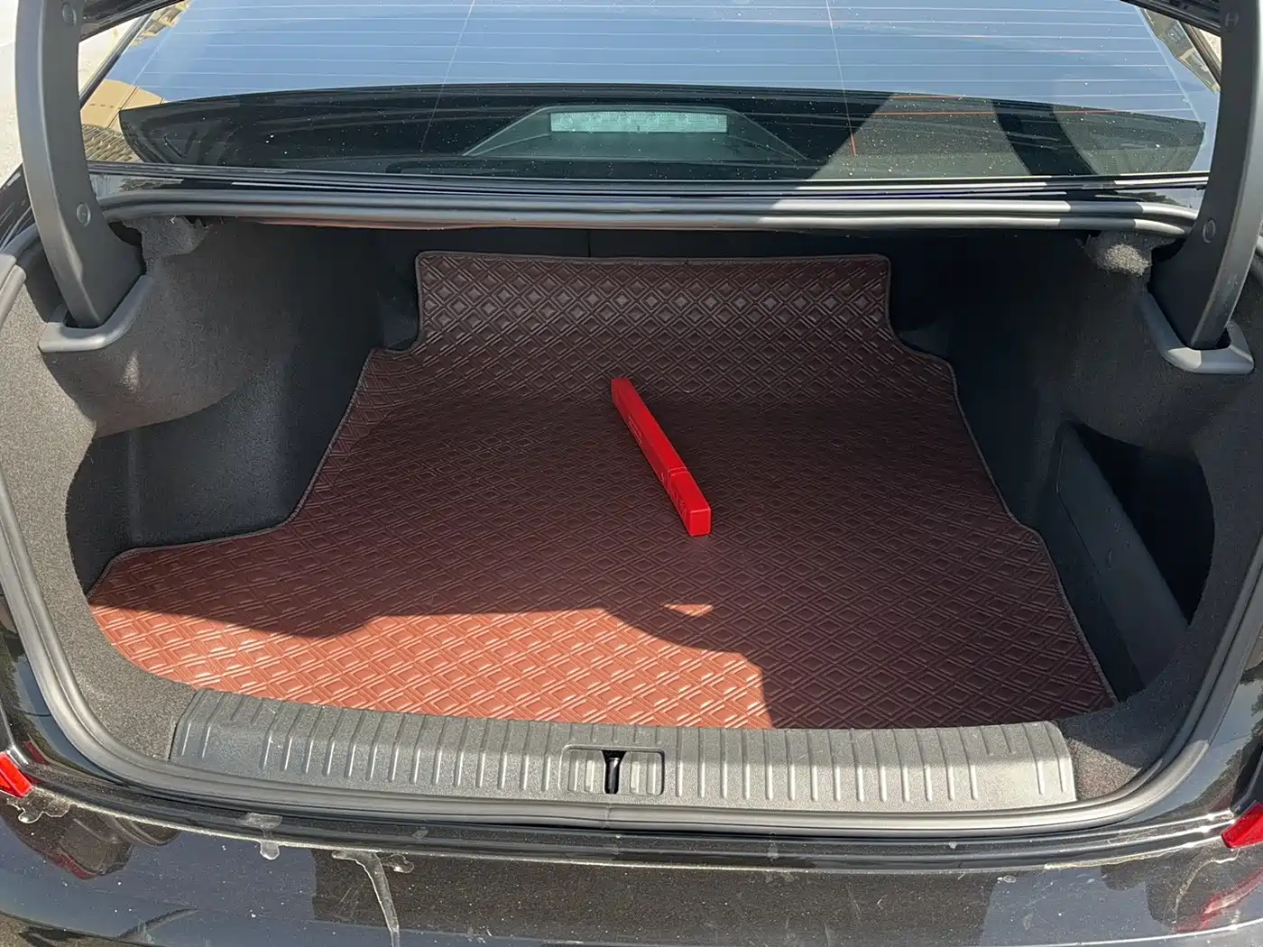 Volkswagen Passat 2023 330TSI Starlight Luxury Edition фото 22