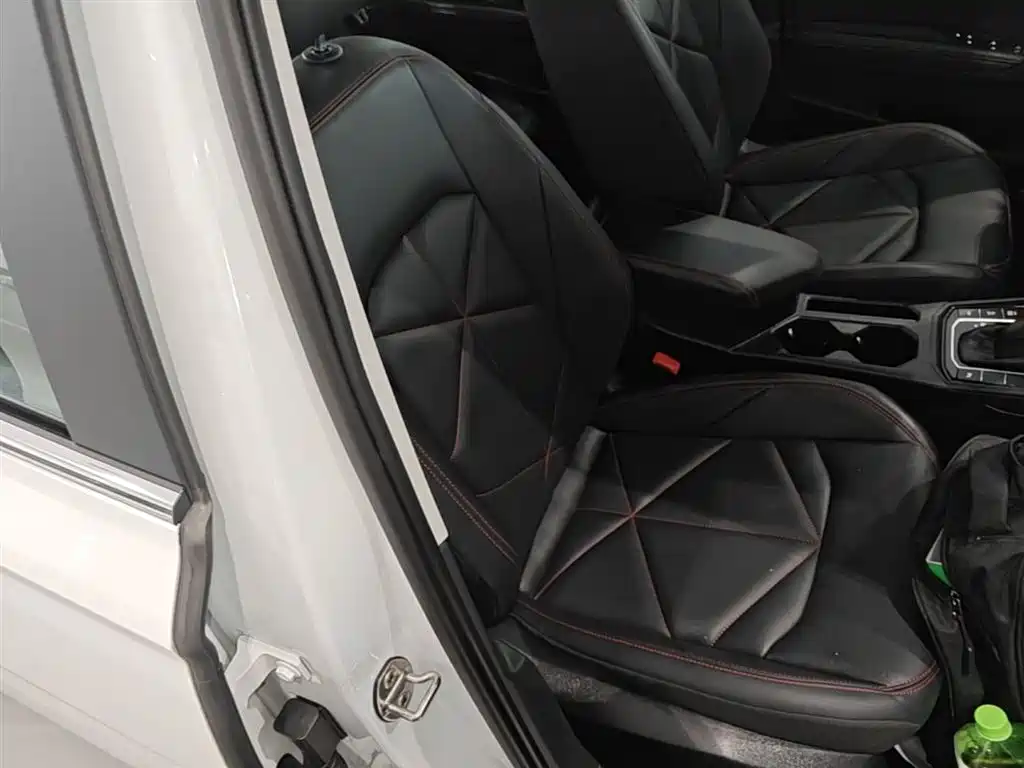 Volkswagen Lavida 2024 Model 300TSI DSG Starlight Leading Edition фото 25