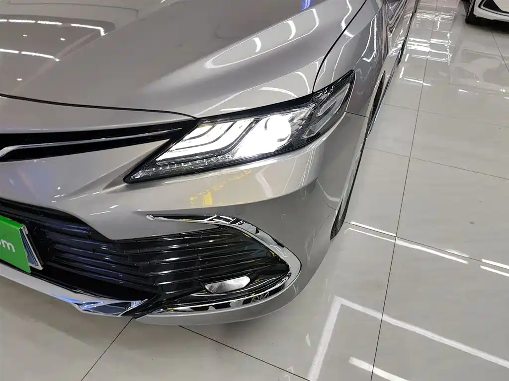 Toyota Camry 2023 2.0G Luxury Edition фото 24