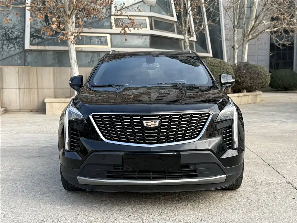 Cadillac XT4 2021 28T FWD Premium Edition фото 10