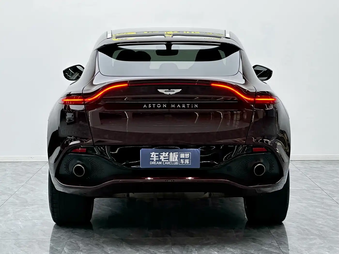 Фото 5 - Aston Martin DBX