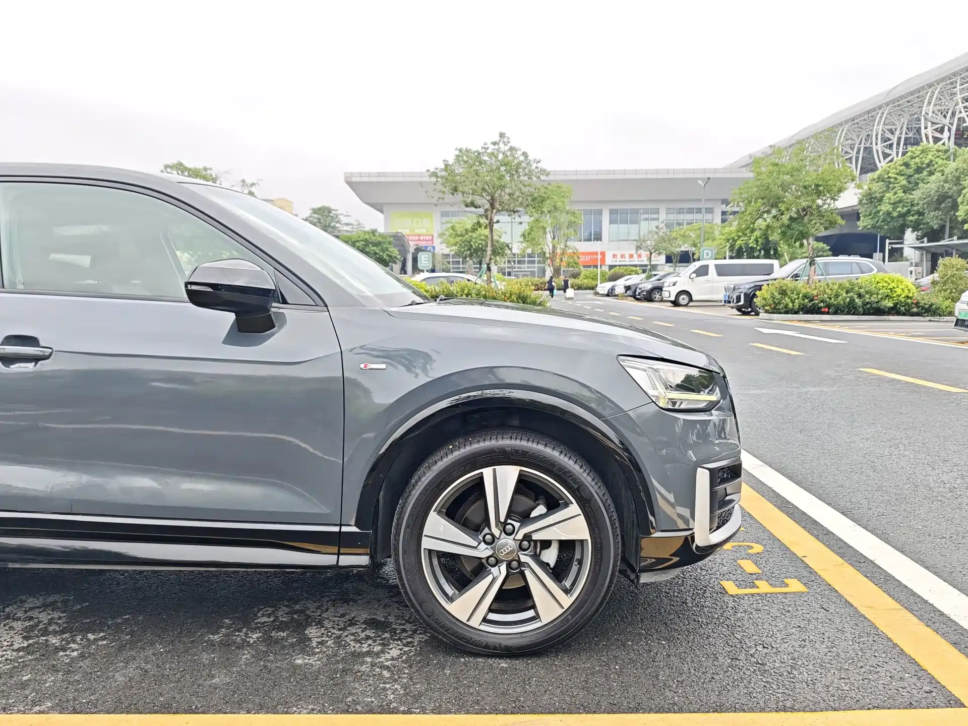 Photo 23 - Audi Q2L