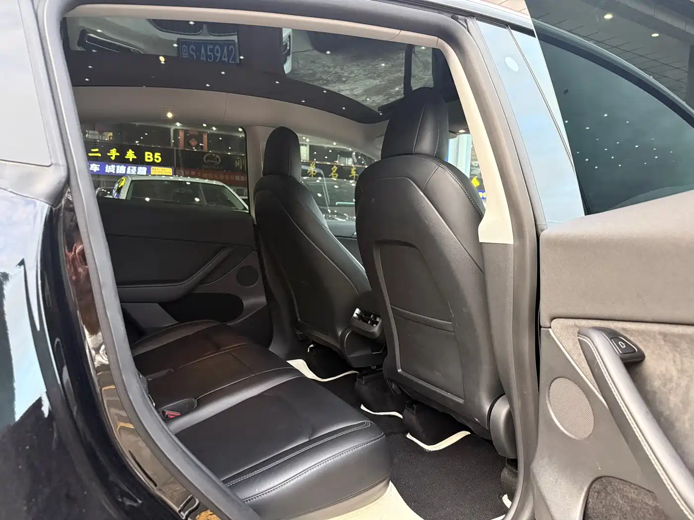 Tesla Model Y 2021 2021 Standard Range Rear-Wheel Drive