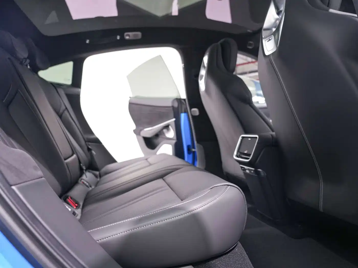 Xiaomi Auto Xiaomi SU7 2026 Rear-Wheel Drive Edition фото 25