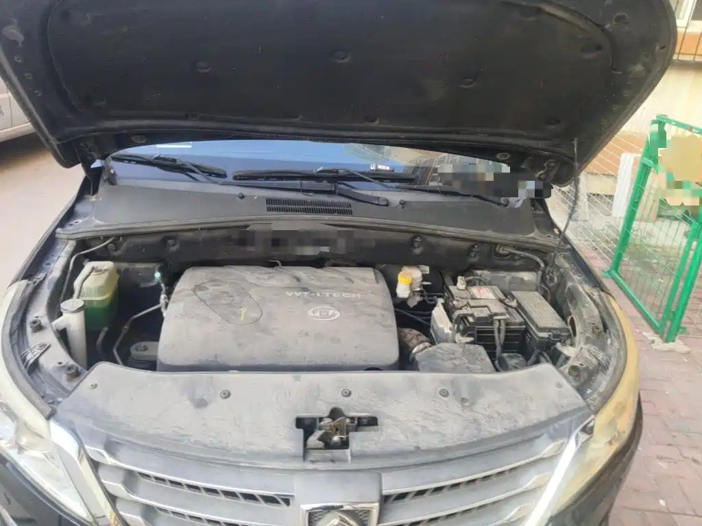 Baojun 560 2017 2016 1.8L iAMT Luxury