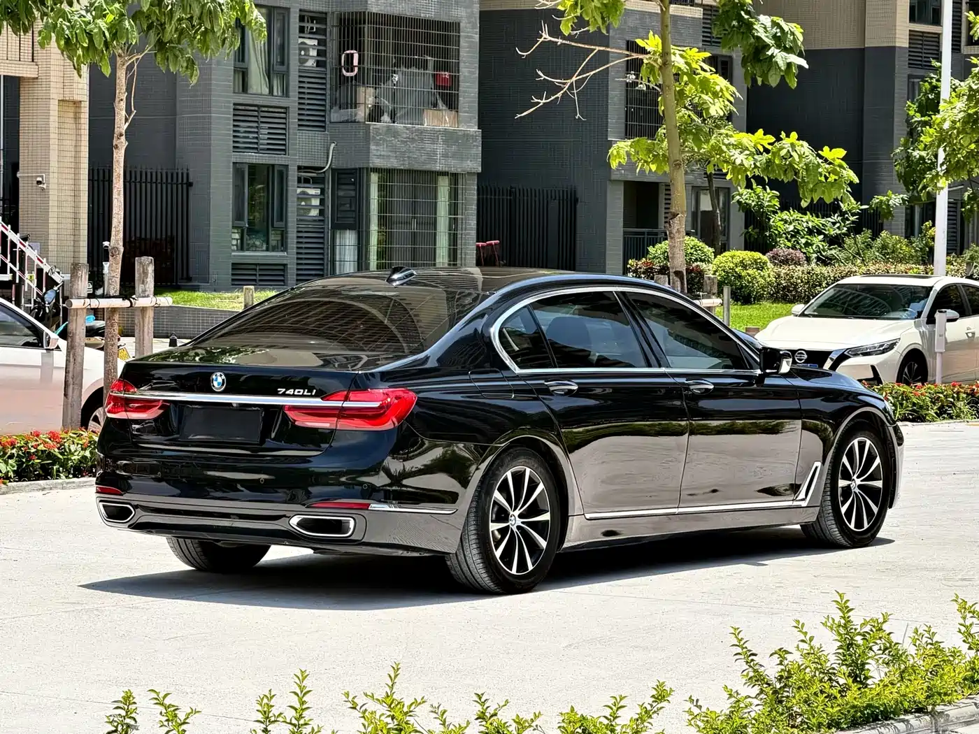 BMW 7 Series 2016 730Li Luxury фото 7