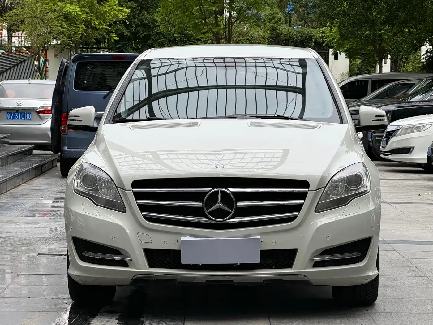 Mercedes-Benz R-Class 2011 R 300 L Business Class фото 2