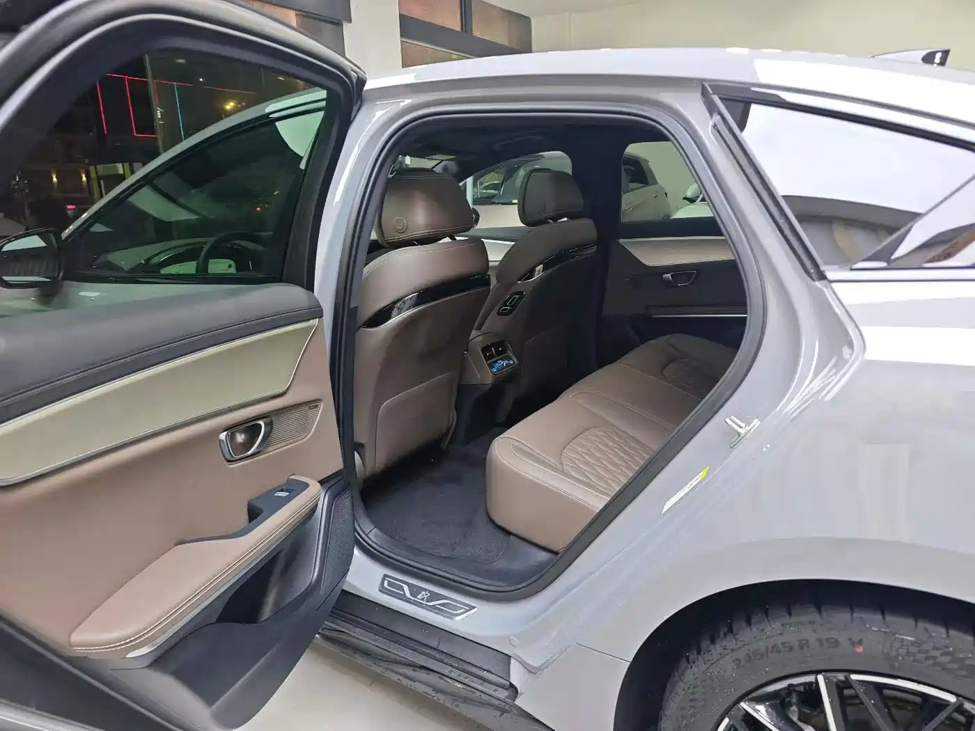 BYD Han 2025 2025 DM-i 125KM LiDAR Smart Driving