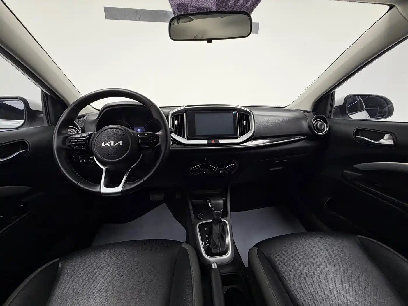 Kia KX1 2021 1.4L CVT Fun Edition фото 12