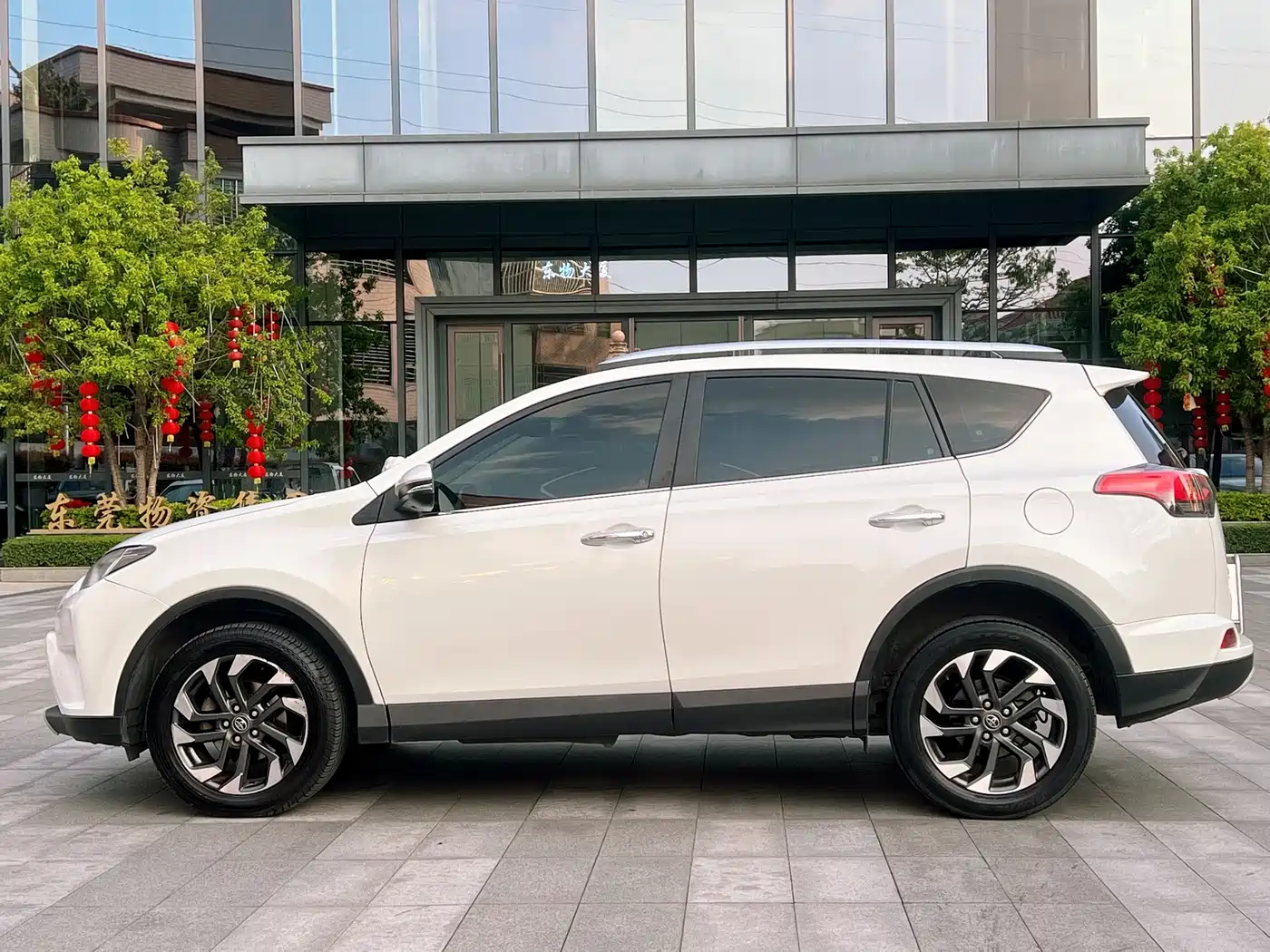 Toyota RAV4 Rongfang 2018 2.5L Automatic 4WD Elite i Edition фото 7
