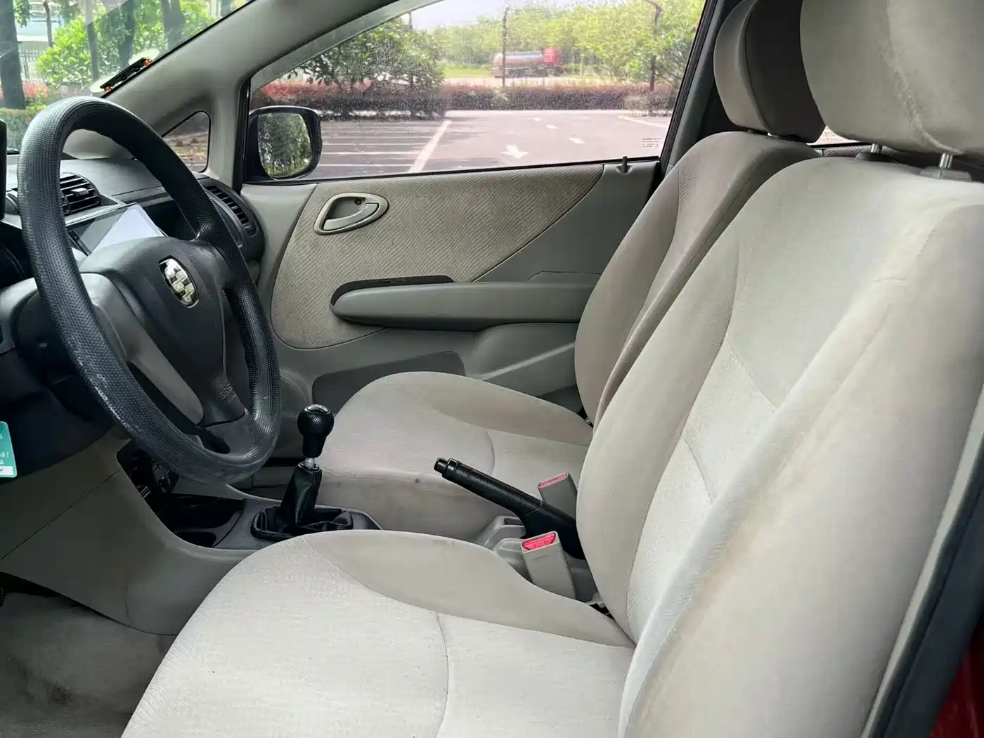Everus S1 2011 2011 1.3L Manual Comfort