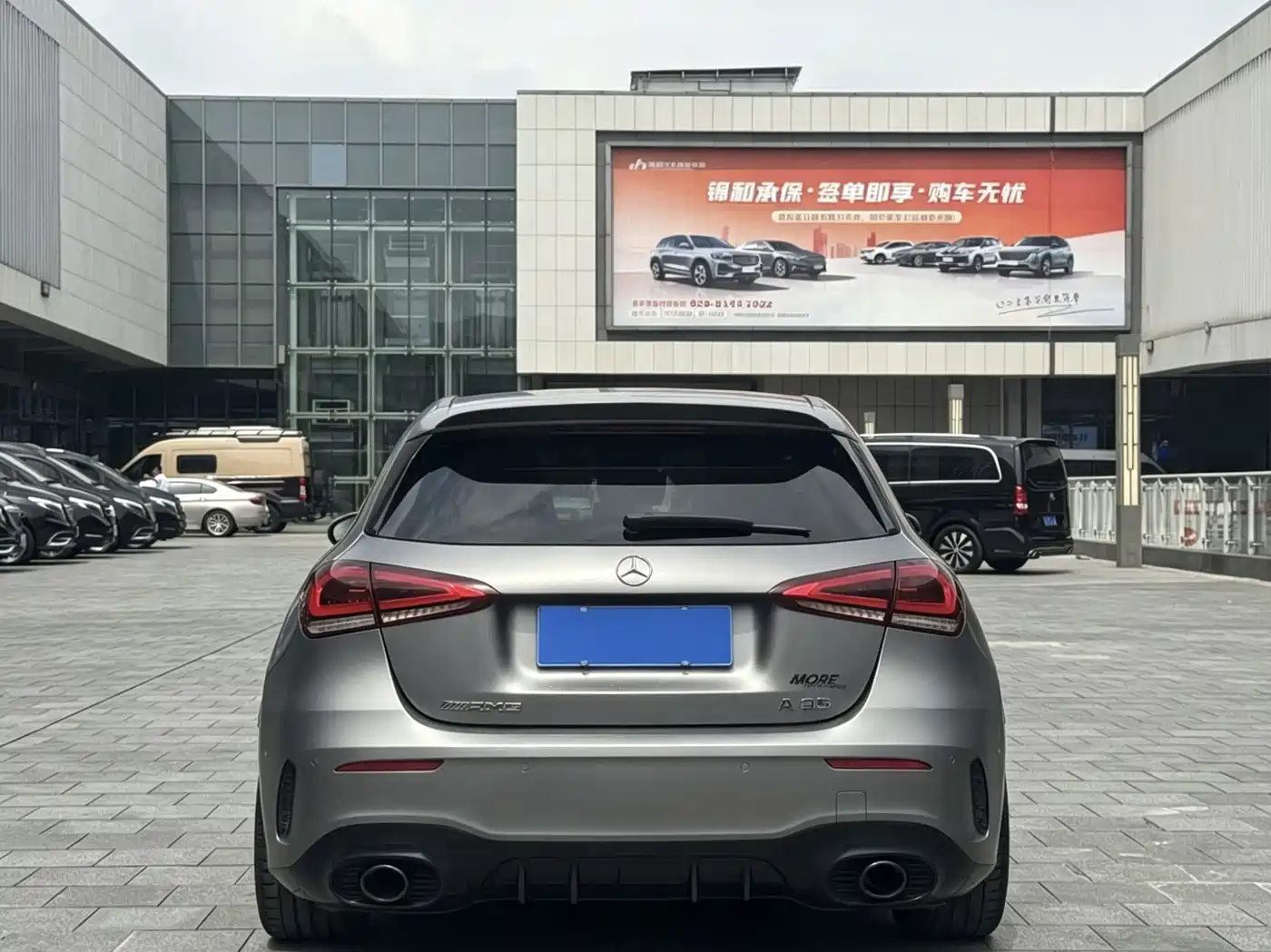 Mercedes-Benz A-Class AMG (Import) 2020 AMG A 35 4MATIC фото 5
