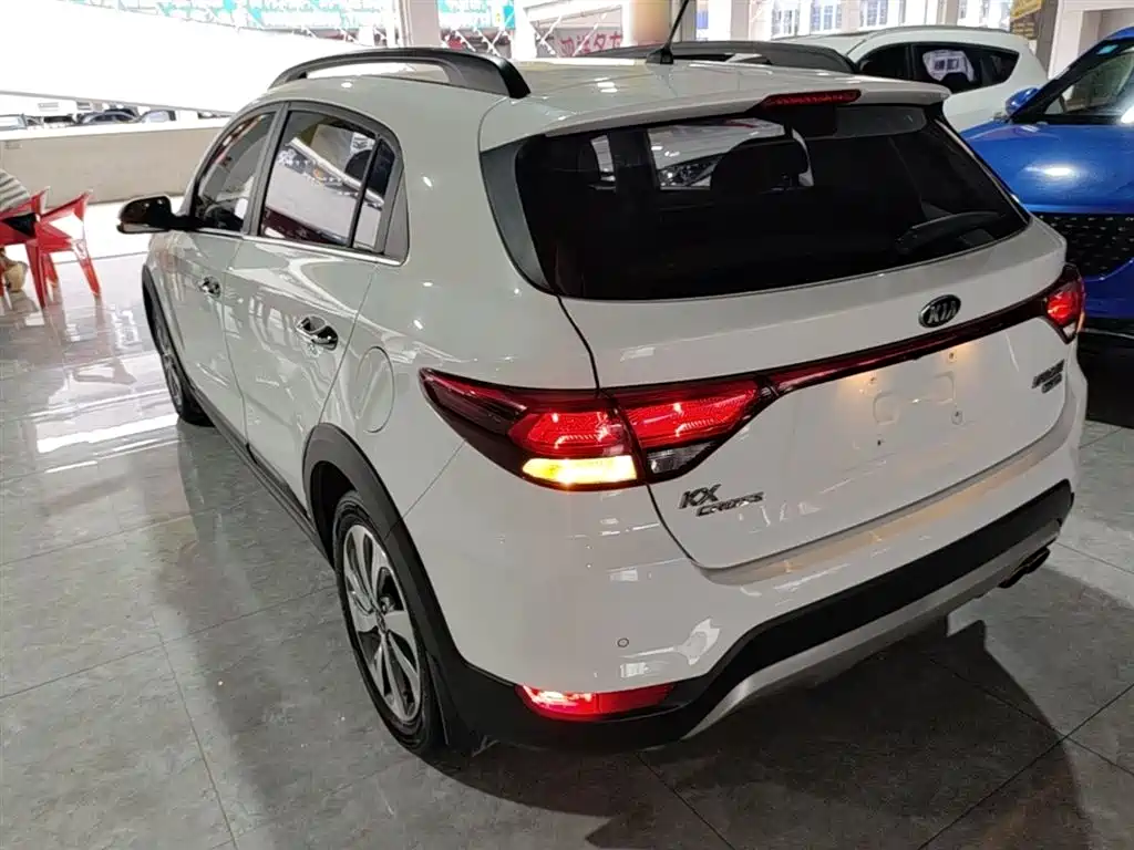 Kia KX CROSS 2018 1.6L Automatic Smart Sunroof Edition фото 5