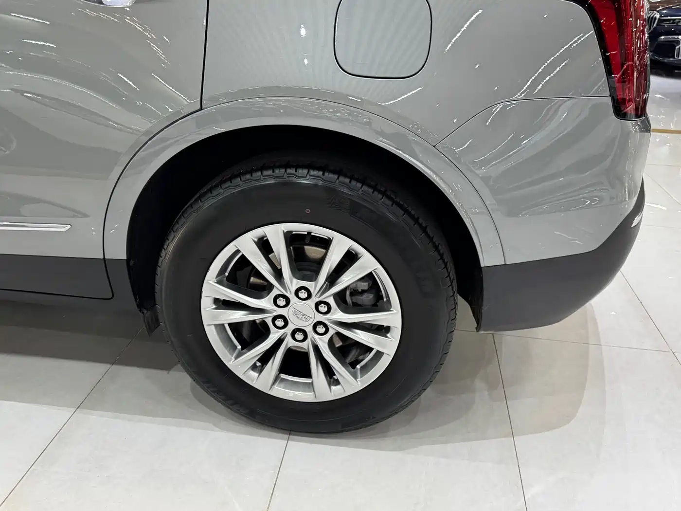 Cadillac XT5 2022 2.0T 2WD Luxury фото 34