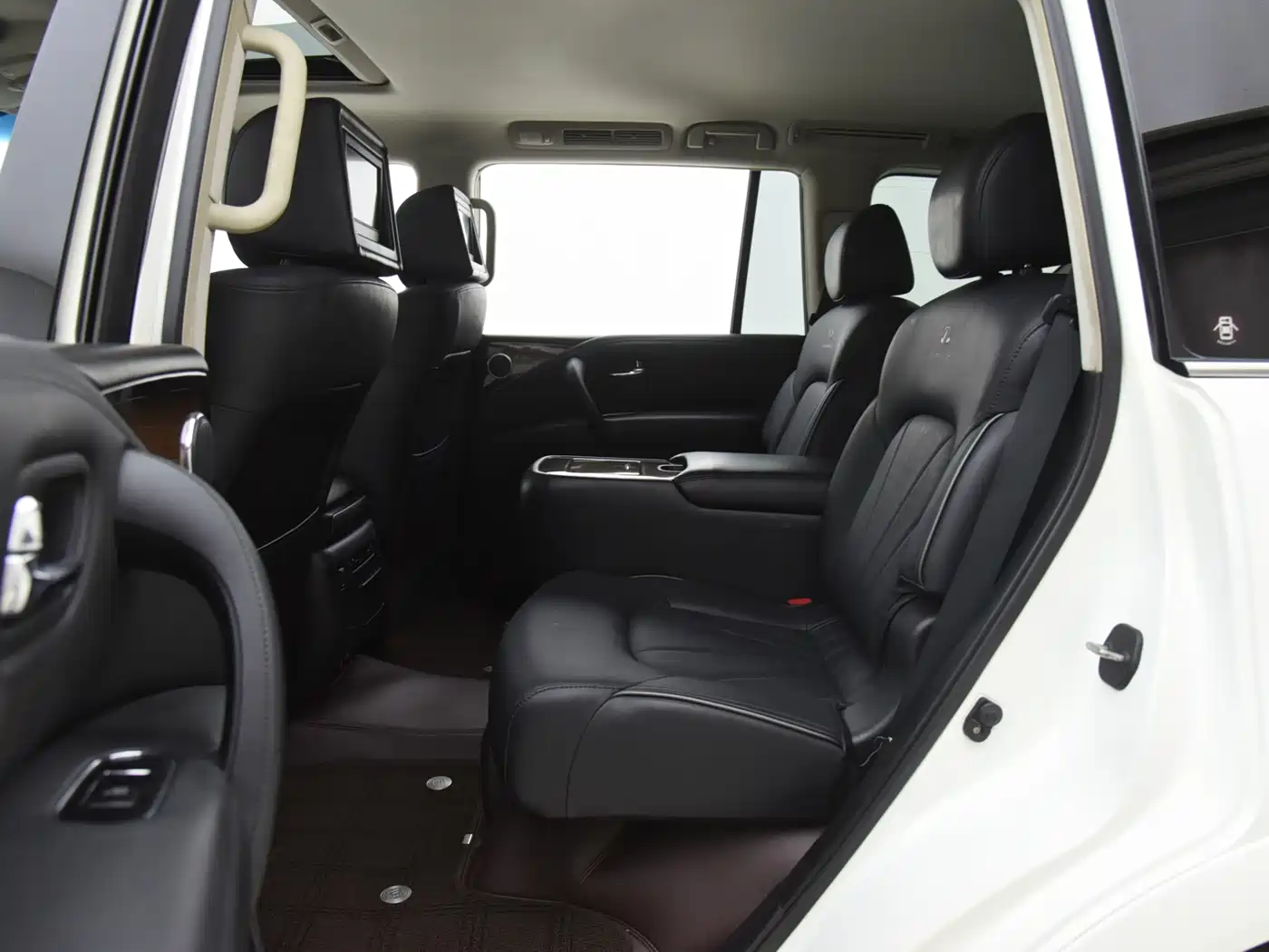 Infiniti QX 2011 2011 QX56
