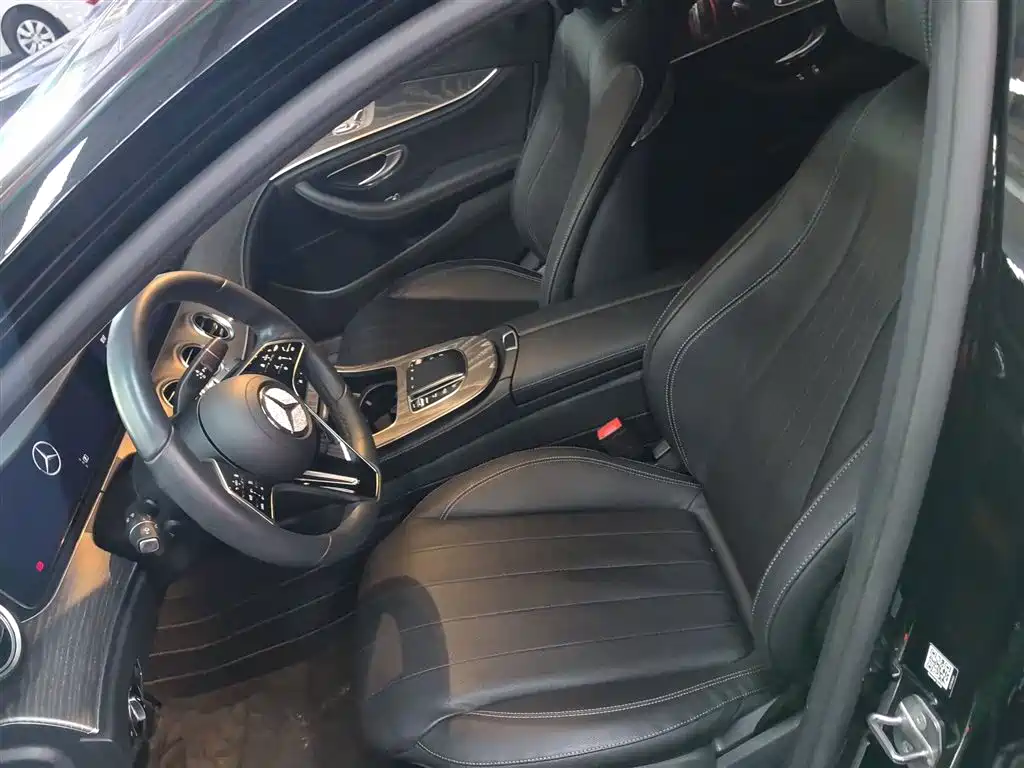 Mercedes-Benz E-Class 2023 E 300 L Luxury фото 15