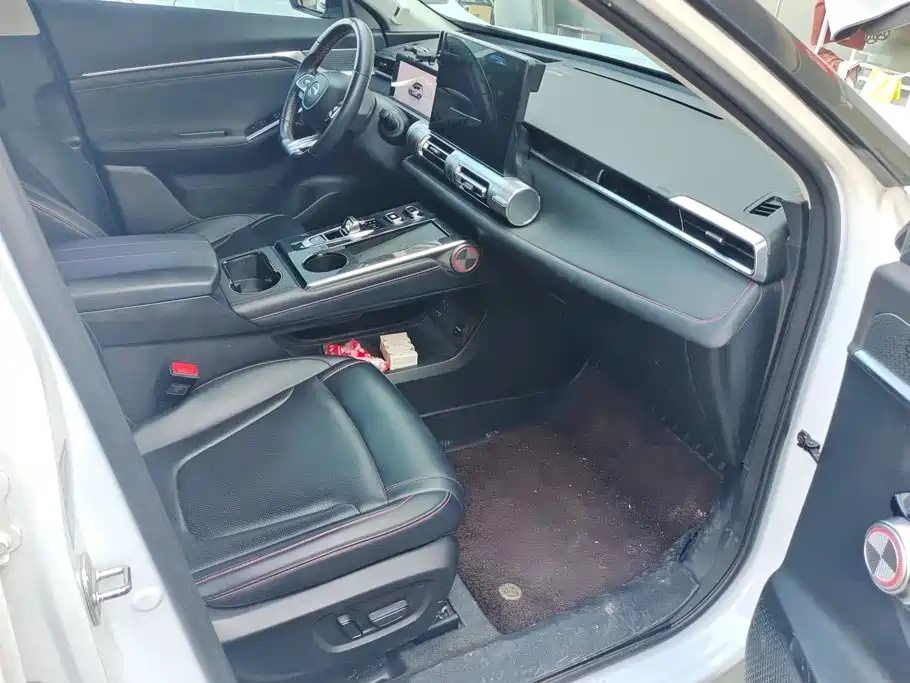 GAC Trumpchi Yingku 2022 1.5T Supernova Max Edition 8
