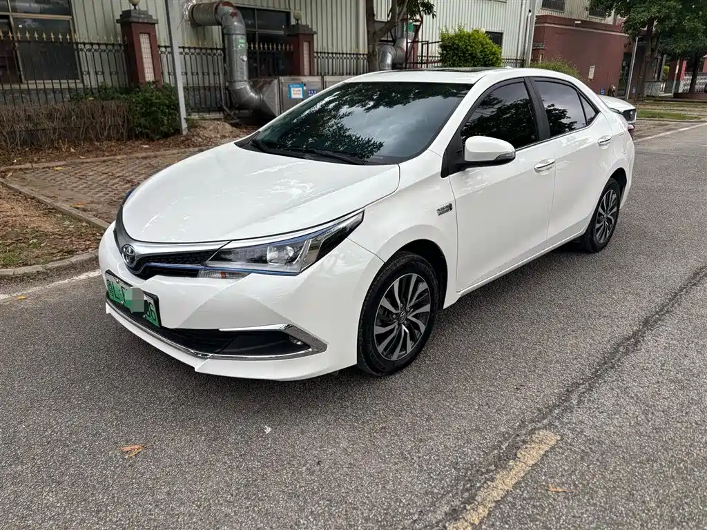 Toyota Corolla Twin Engine E+ 2020 1.8L E-CVT Comfort Edition