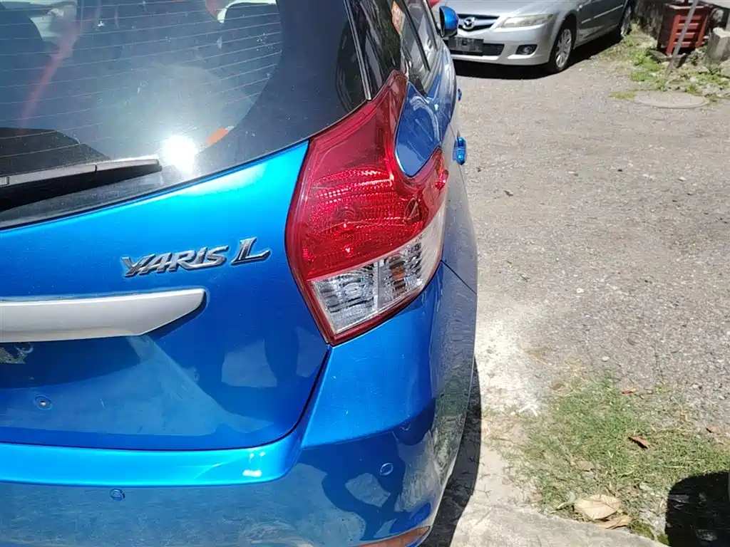 Toyota YARiS L Zhi Xuan 2015 1.5E Auto Charming Edition фото 8