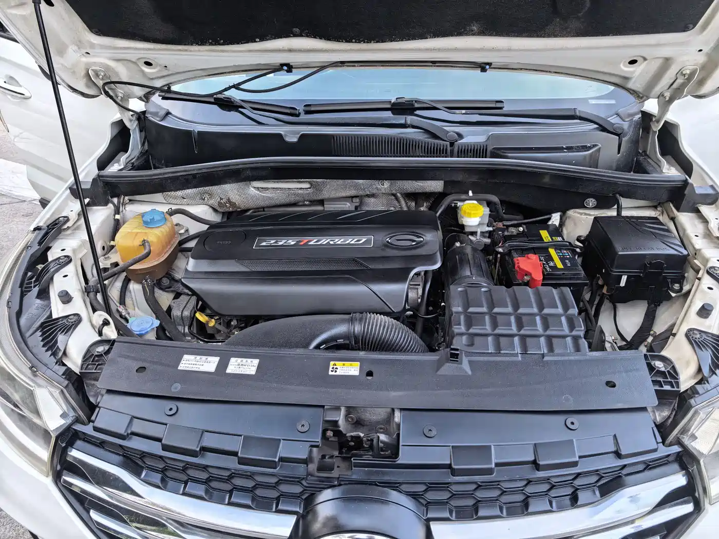 GAC Trumpchi Trumpchi GS4 2017 235T Automatic 2WD Luxury Smart Connected Edition фото 15