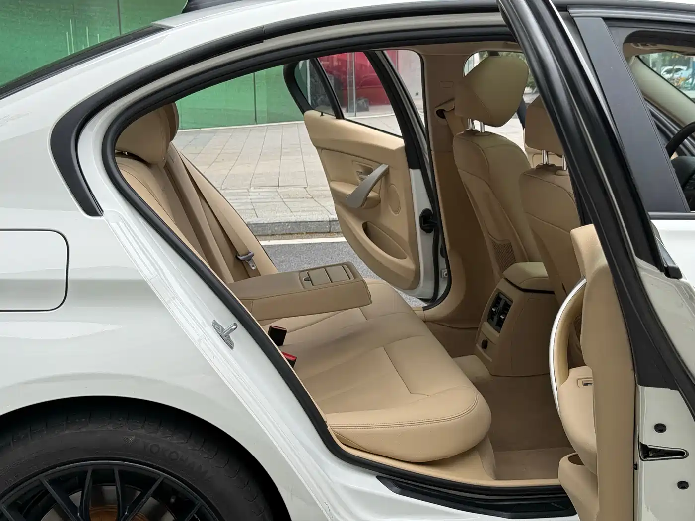 BMW 3 Series 2015 320i Fashion фото 9