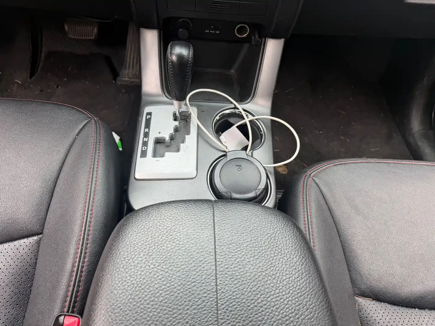 Photo 8 - Kia Sorento