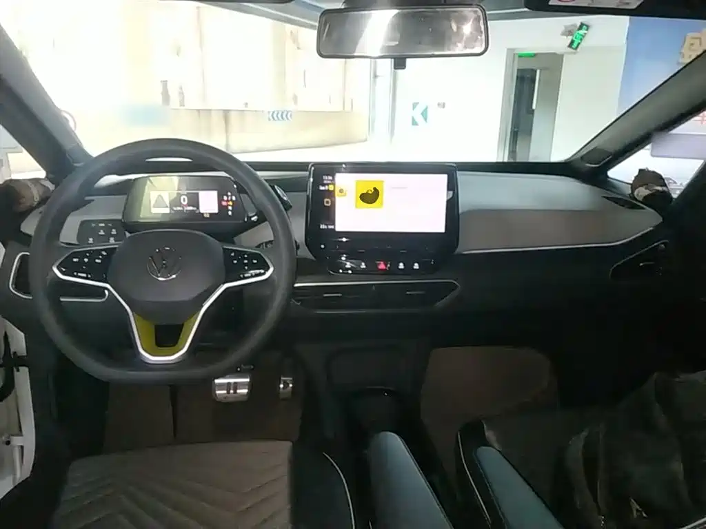 Volkswagen ID.3 2023 Pure Smart Edition фото 10