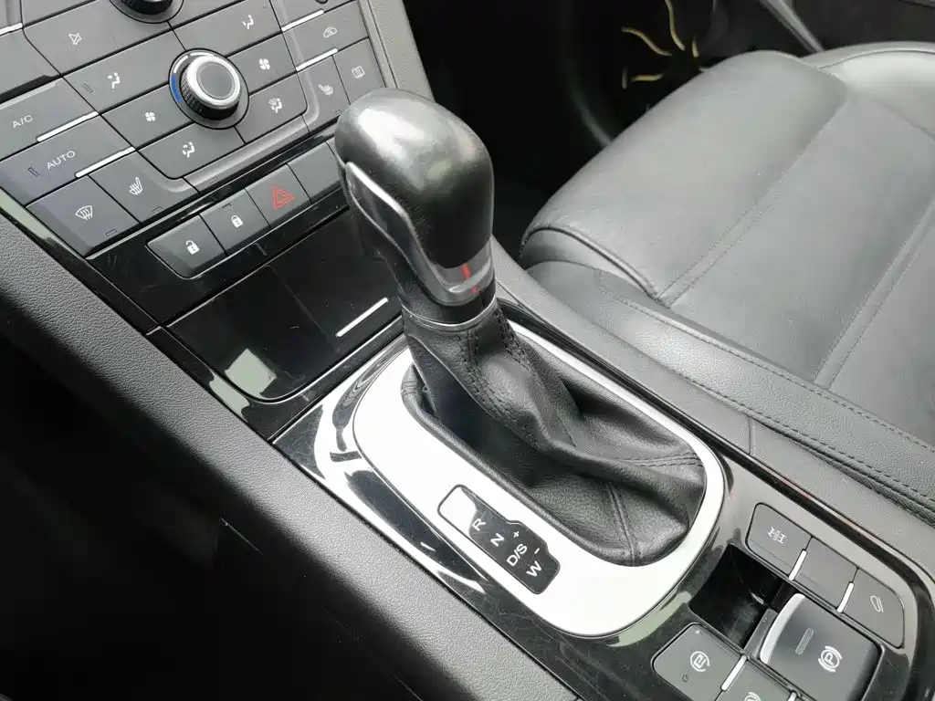 Photo 13 - MG Roewe RX5
