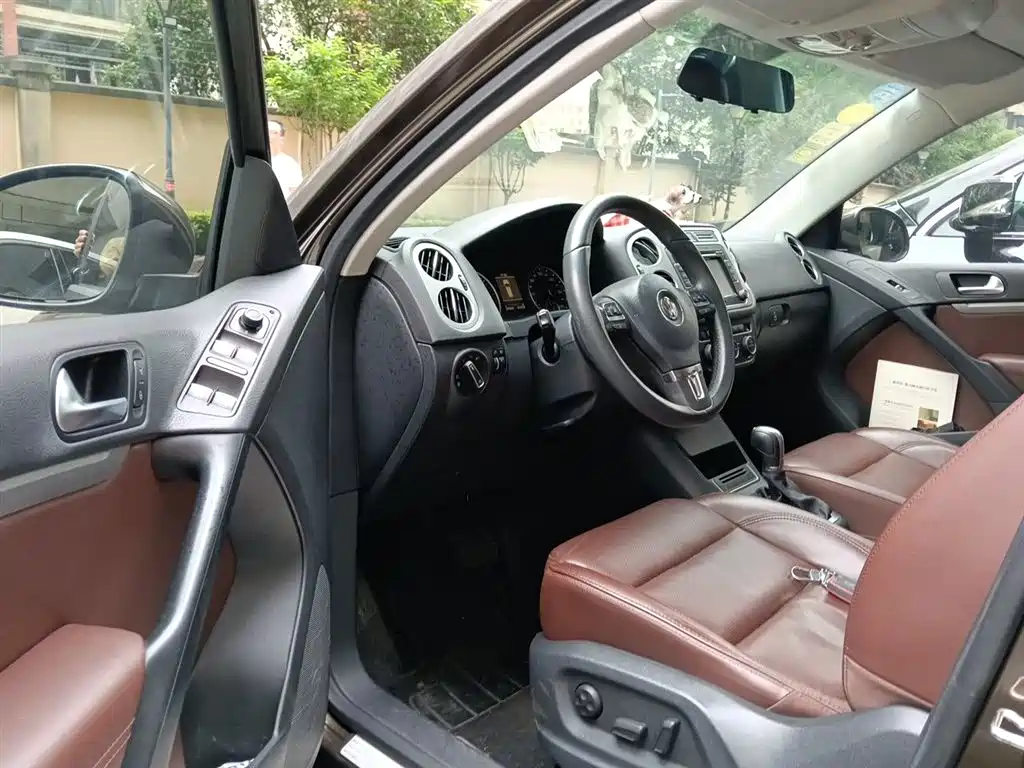 Volkswagen Tiguan 2013 1.8TSI Auto 4WD Luxury фото 13