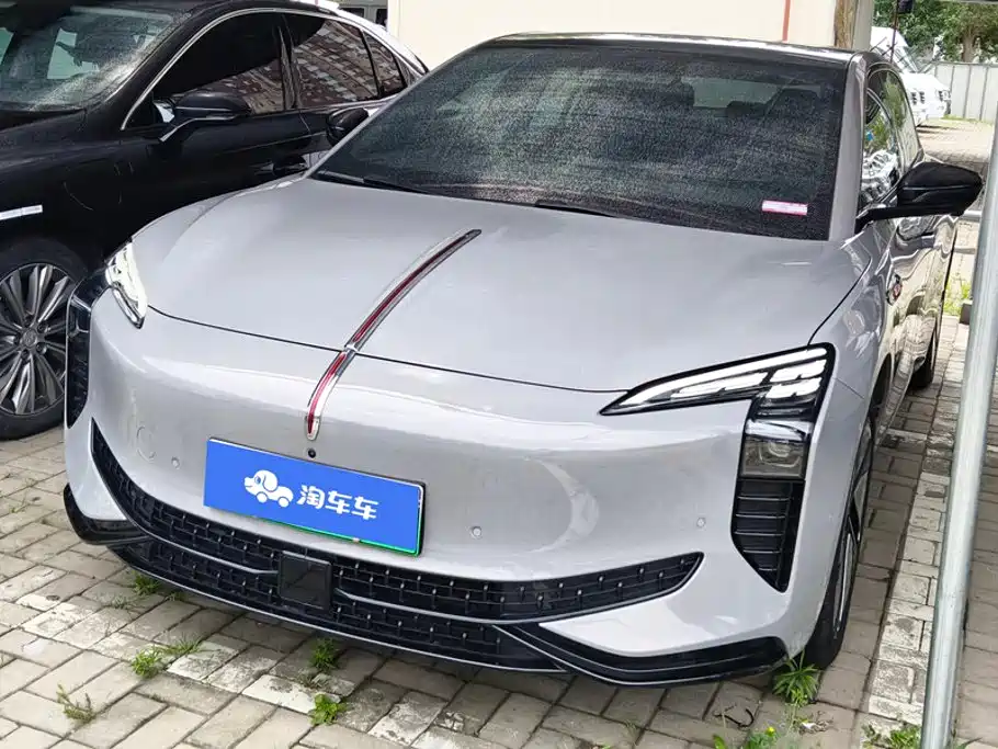 Hongqi EH7 2025 640 AWD Smart Selection Edition