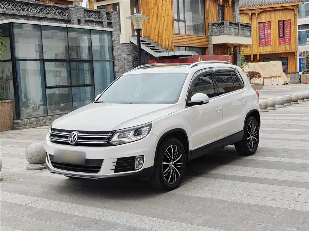 Volkswagen Tiguan 2015 2.0TSI Automatic 4WD Flagship