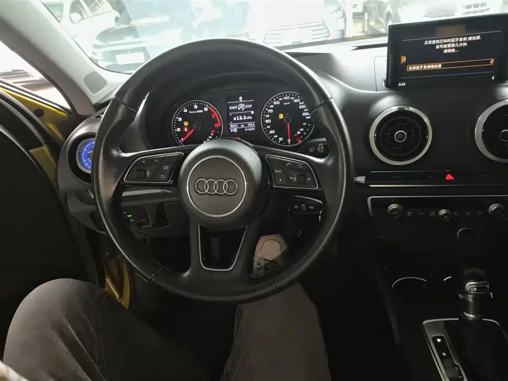 Audi A3 2017 Limousine 40 TFSI Style фото 10
